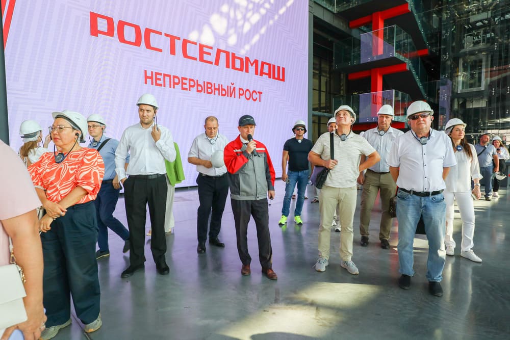 Ростсельмаш посетили более 50 представителей региональных органов исполнительной власти, институтов развития, промышленных предприятий 2